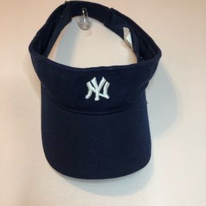 ❗️4/$25❗️Navy Blue Yankee Visor